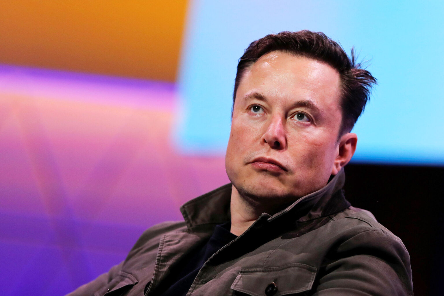 Twitter users vote for Elon Musk to step down as CEO