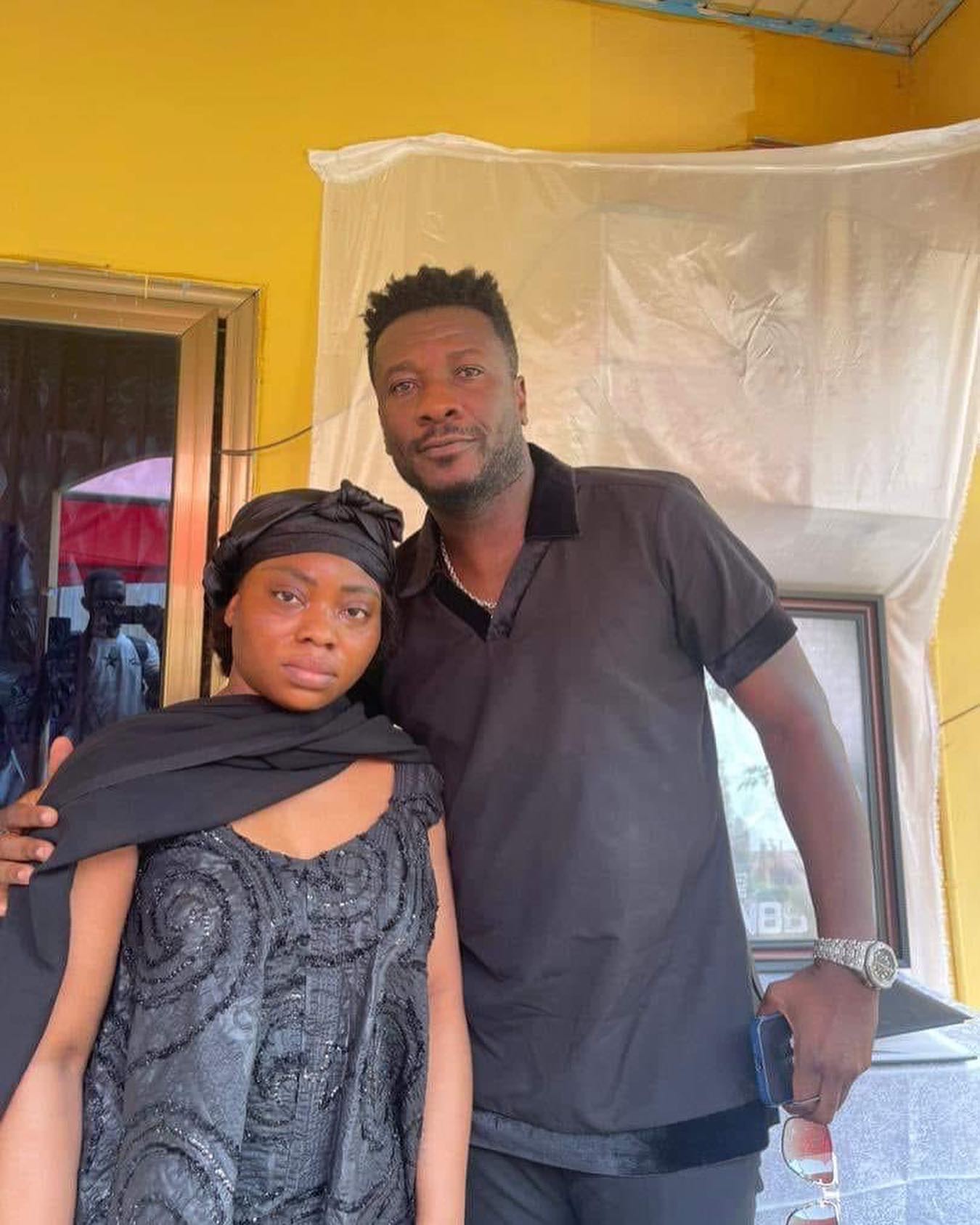 Asamoah Gyan, Sulley Muntari and other former Black Stars Players Commiserate with Atsu family