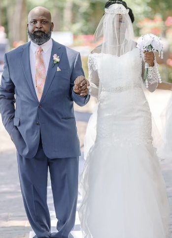 24-year-old woman marries 85-year-old man as she hopes to give him his first child