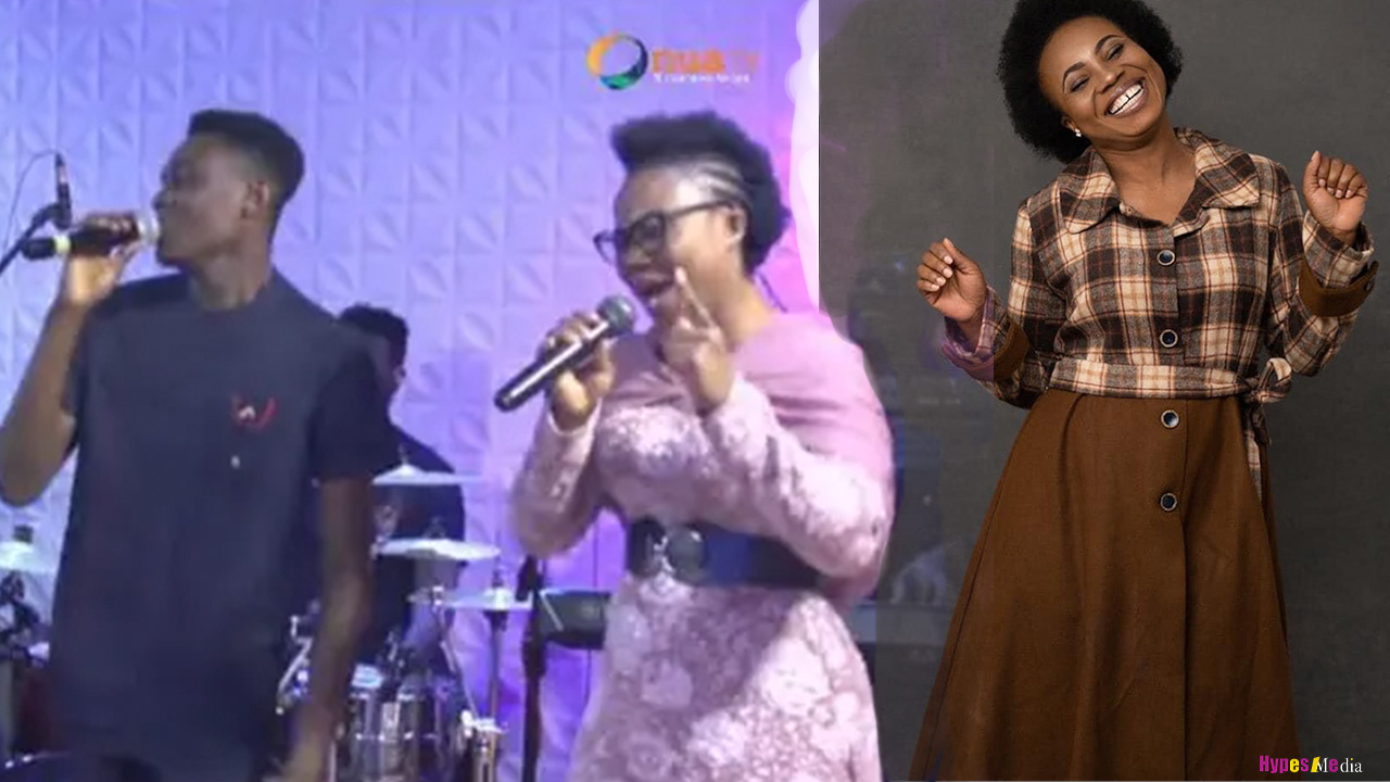 Watch how 2023 VGMA nominee Ewura Abena opened Onua Showtime with McBrown