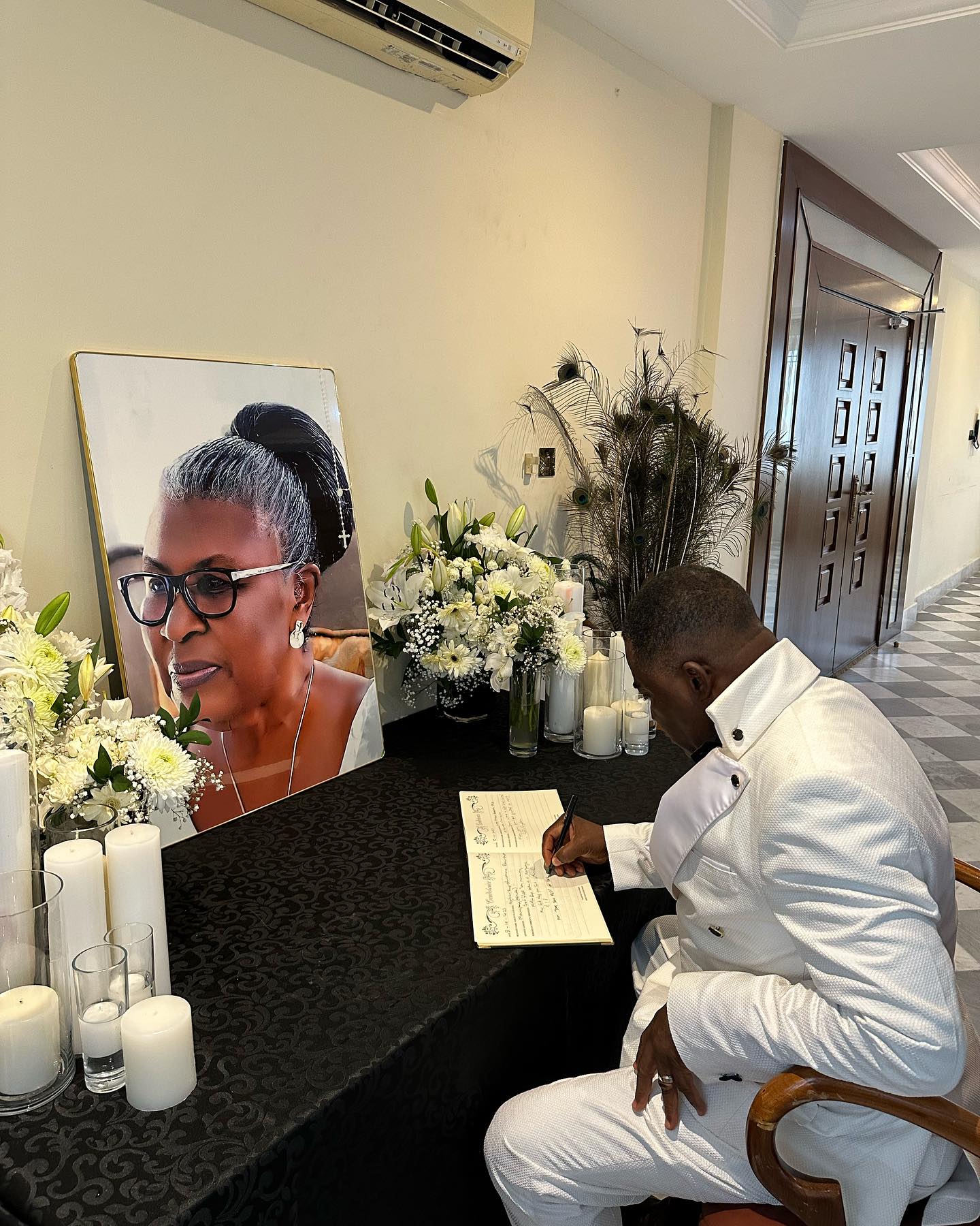 Bishop Adonteng Boateng Signs Book of Condolence for Late Former First Lady Theresa Kufour