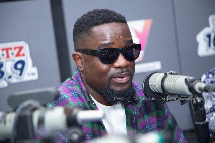 I Am Not stingy; I Give For A Reason – Sarkodie Clarifies