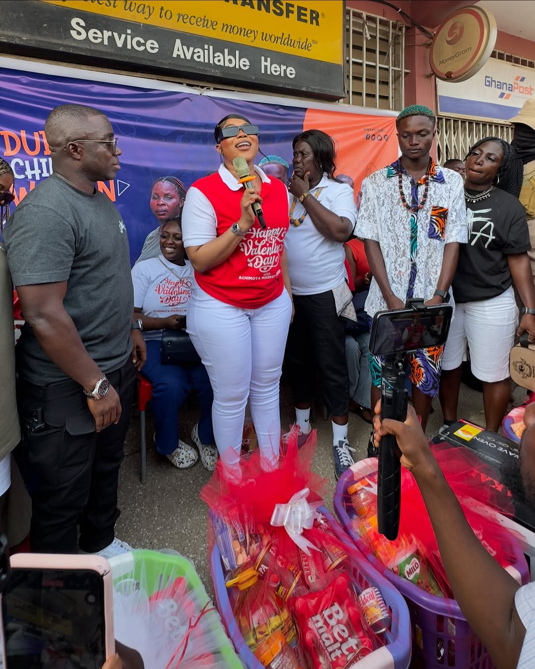 Shatta Movement Queen Maali Gifts New iPhone 13pro Max To Kwaku Dubai After Phone Lost