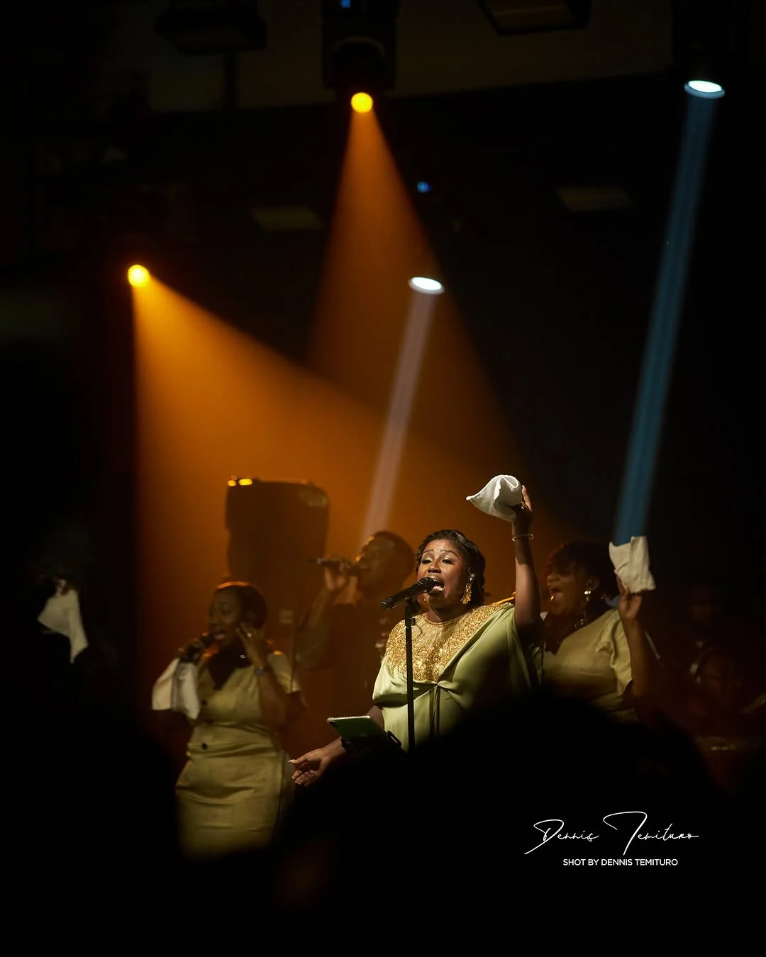 Diana Hamilton's 'Awake Experience' Electrifies Sunyani With A Night Of Powerful Worship 