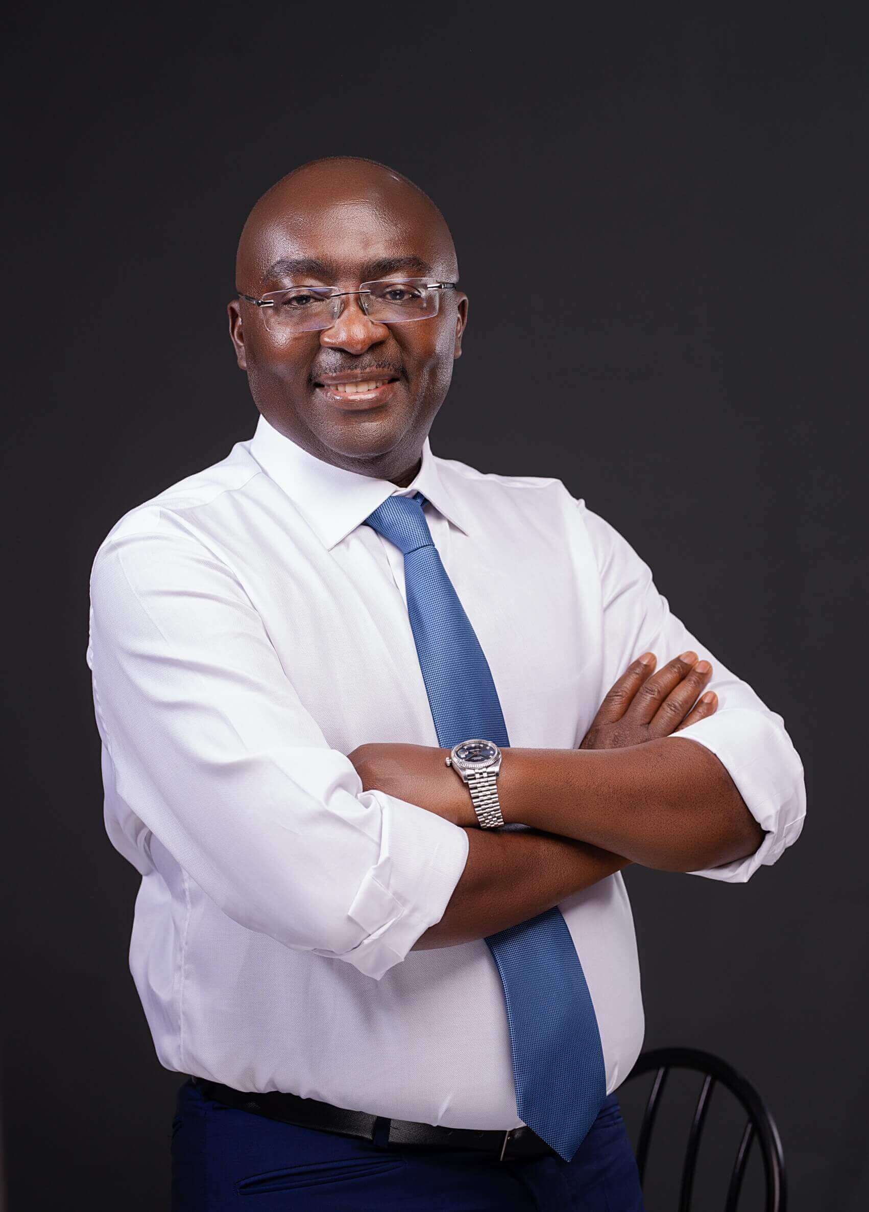 Bawumia Donates Gh¢200,000 And 1,000 Bags Of Cement To Victims Of Adum Railway Line Fire Disaster