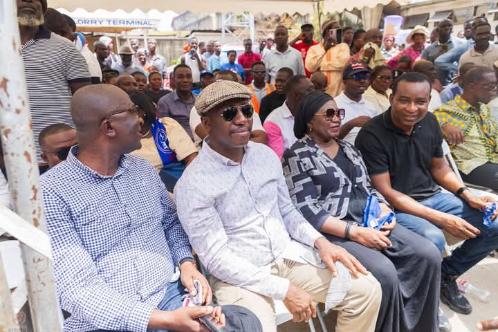 Afenyo-Markin And Minority Caucus Donate GHS 2 Billion To Adum Fire Victims