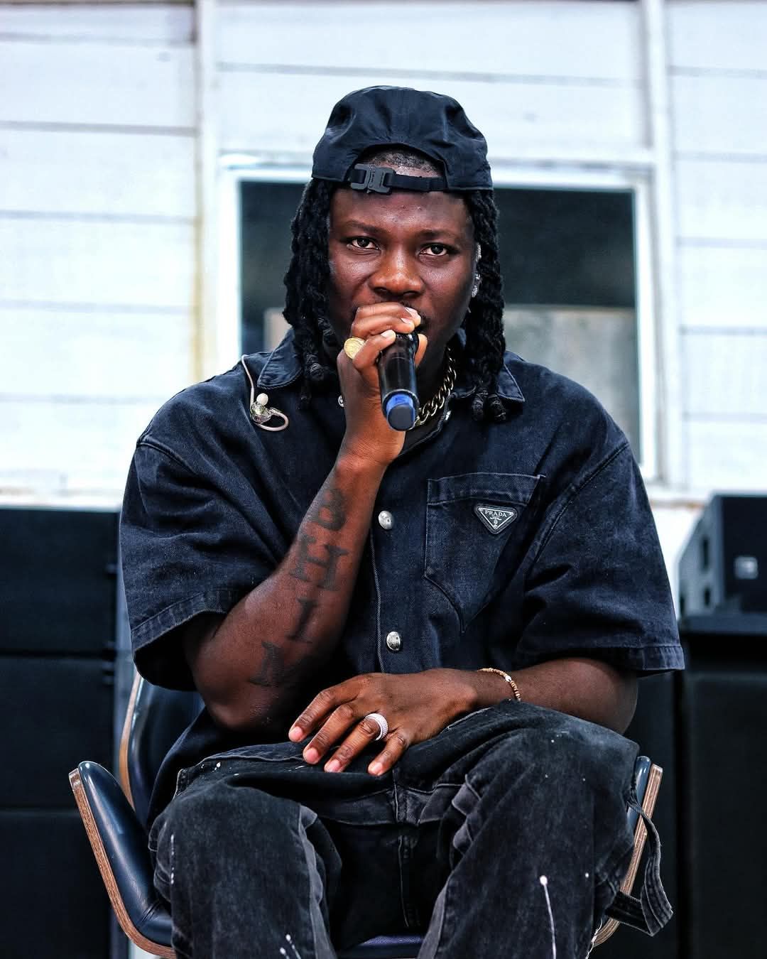 GIMPA Awards Stonebwoy Master’s Degree In International Relations And Diplomacy