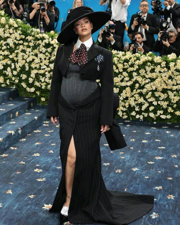 Rihanna Announces She's Expecting Her Third Child With A$AP Rocky