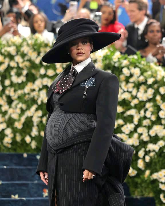 Rihanna Announces She's Expecting Her Third Child With A$AP Rocky