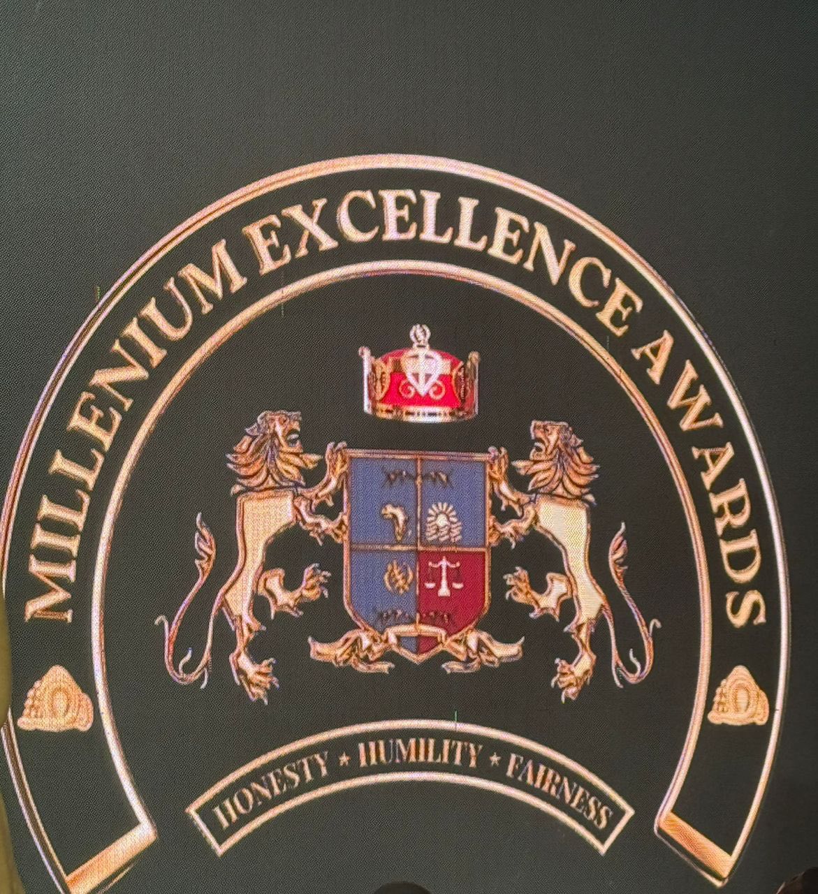 Otumfuo Honours Kofi Kinaata With ‘Youth In Entertainment Award’ At Millennium Excellence Awards