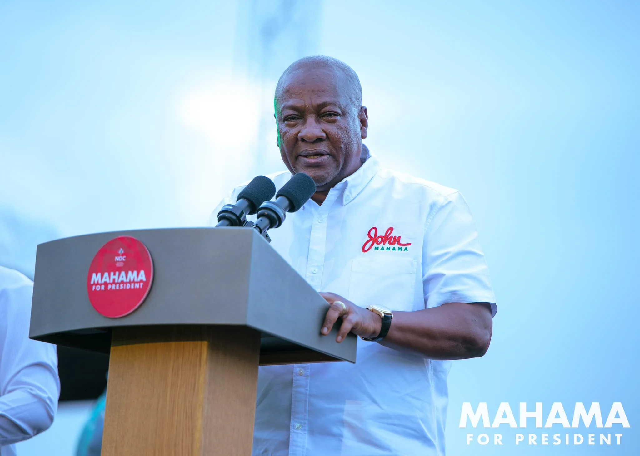 Mahama Instructs Appointees To Contribute One-Month Salary To MahamaCares Medical Fund