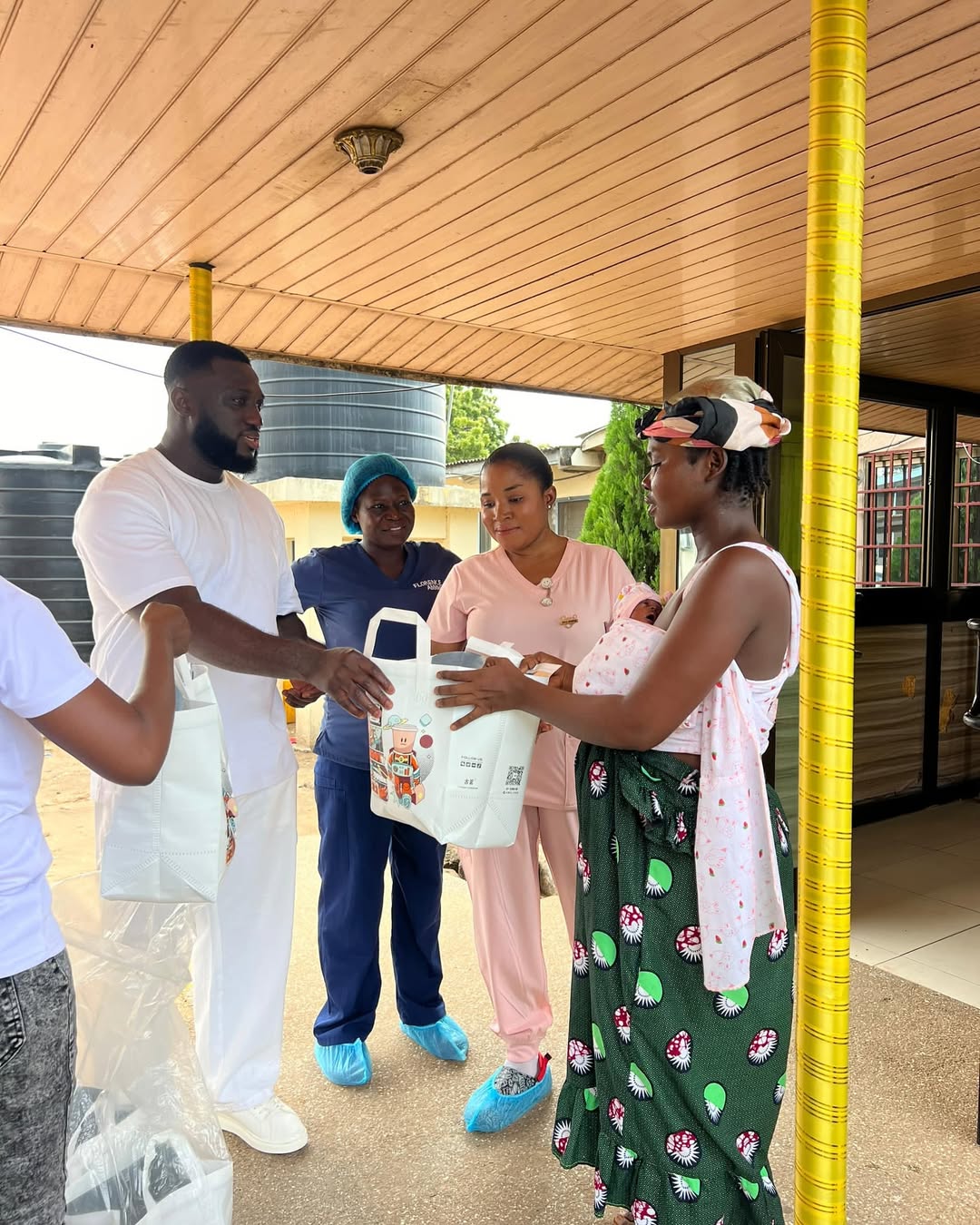 MOGMusic Makes Donation To Tema General Hospital To Mark His 40th Birthday