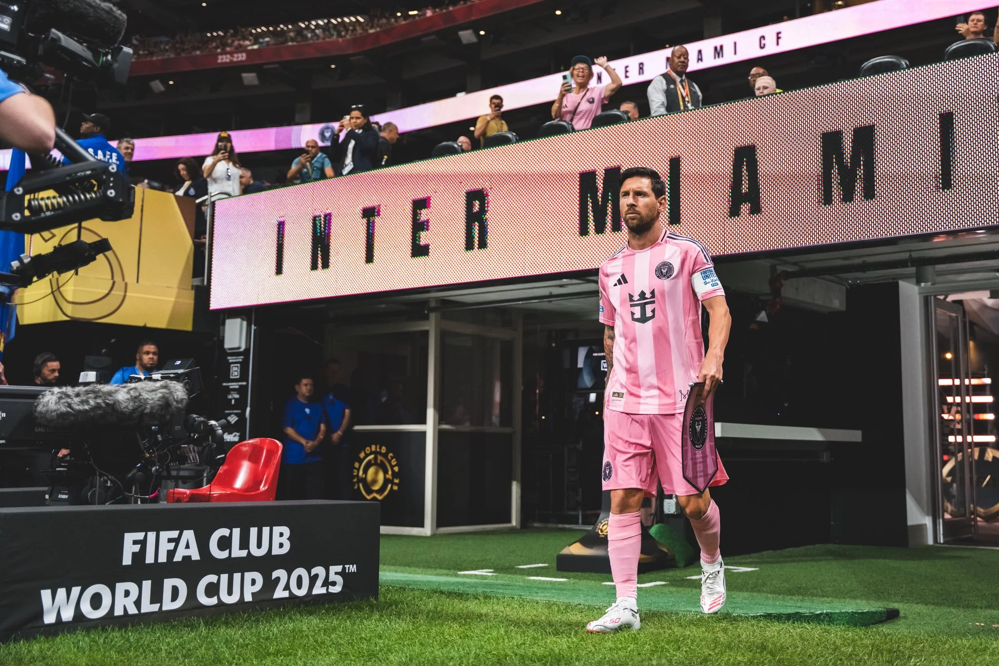 I’m Not Close To Ronaldo – Lionel Messi Admits