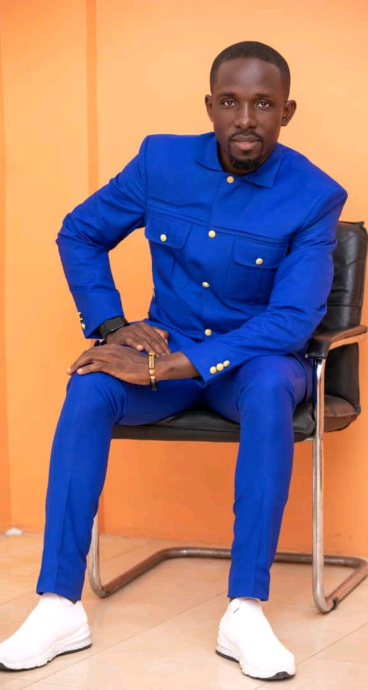 Ronnie K Features Enerst Opoku On New Single “Me Nsi Den”
