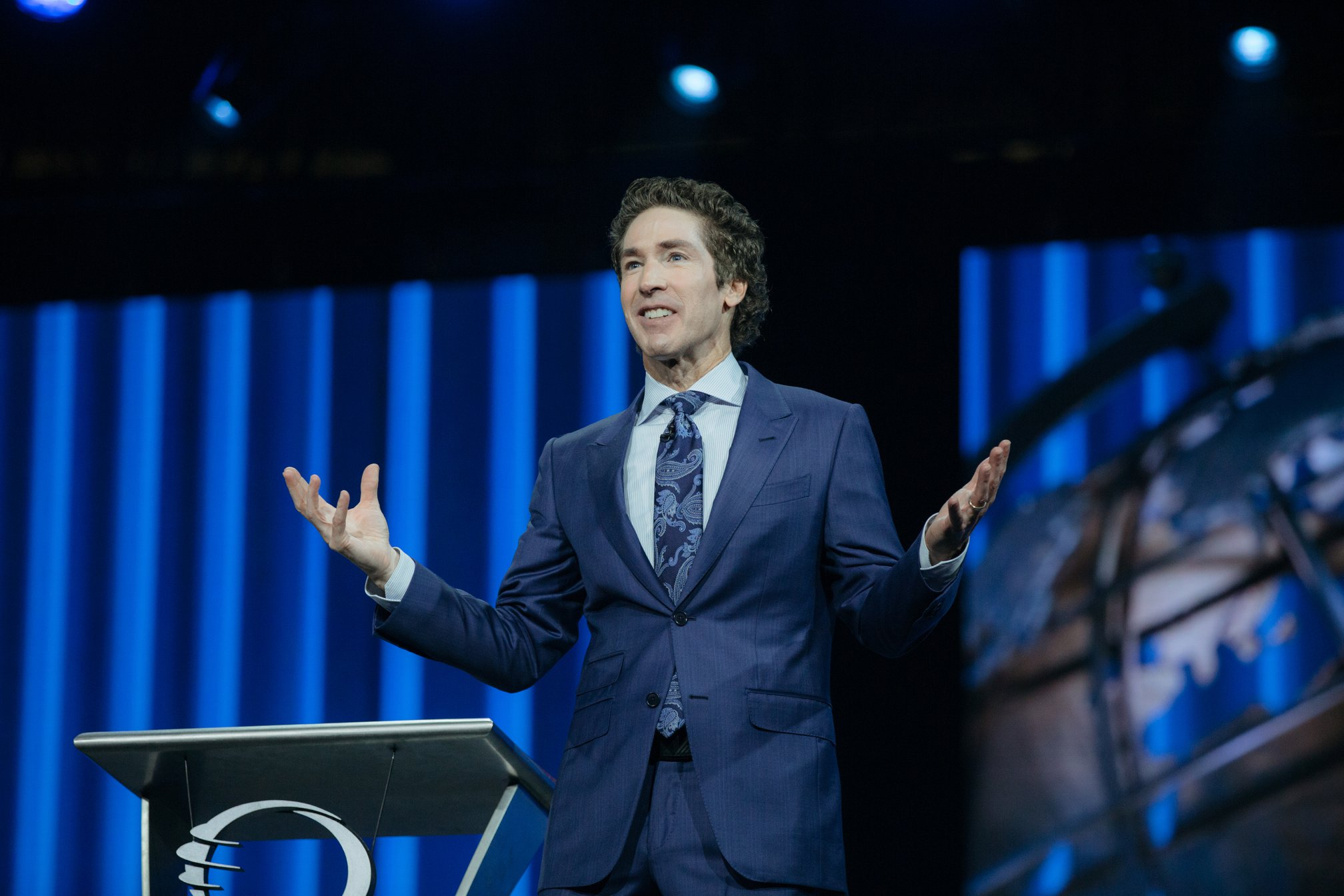 Not Everybody You Meet In Life Will Accept You, Run Your Race - Pastor Joel Osteen