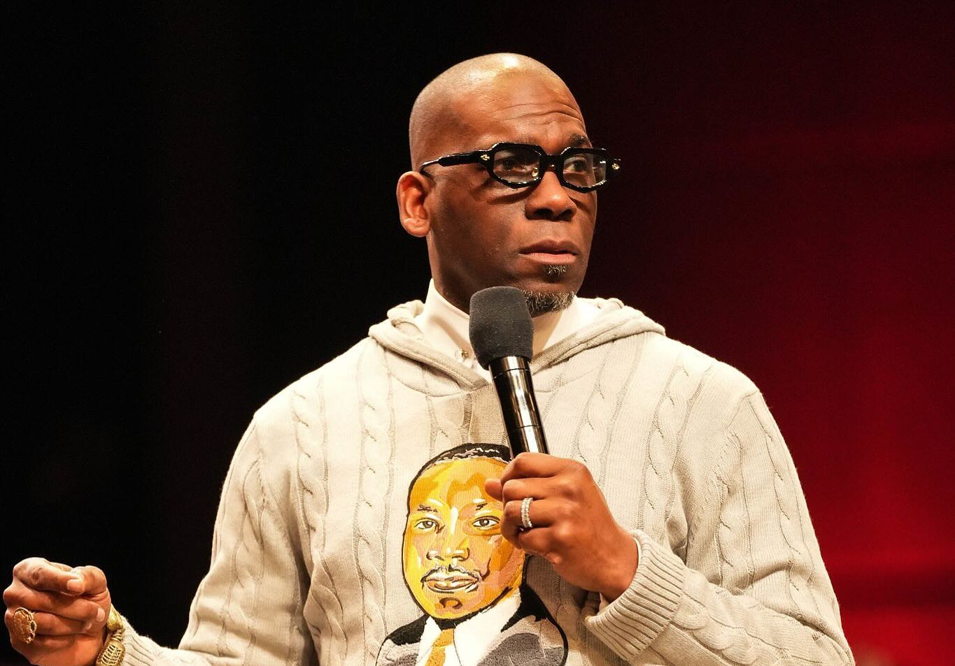 Pastor Jamal Bryant Urges Church To Bring Food Instead Of Tithes For Struggling Families