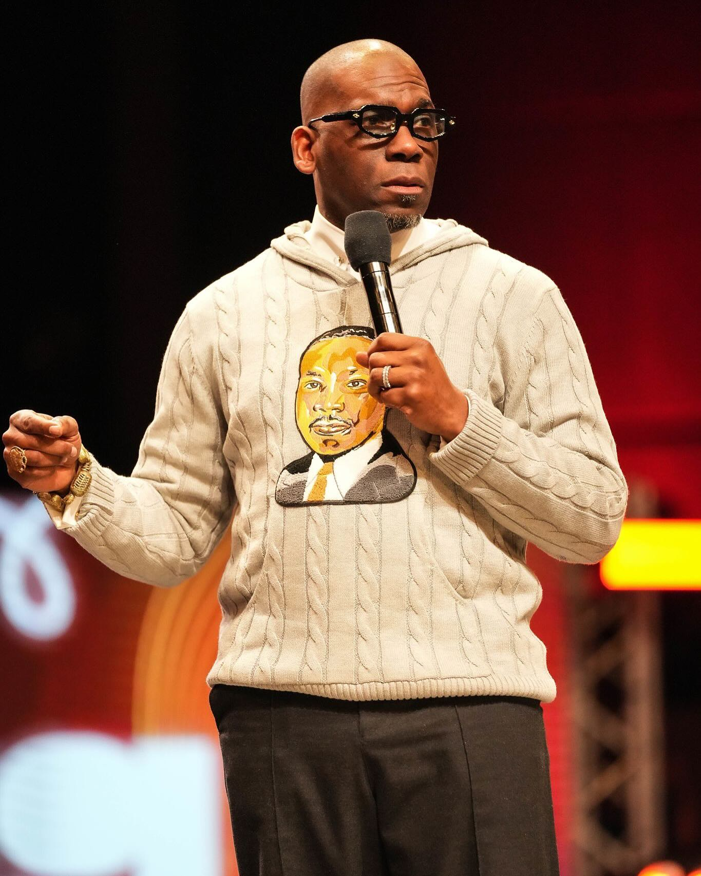 Pastor Jamal Bryant Urges Church To Bring Food Instead Of Tithes For Struggling Families