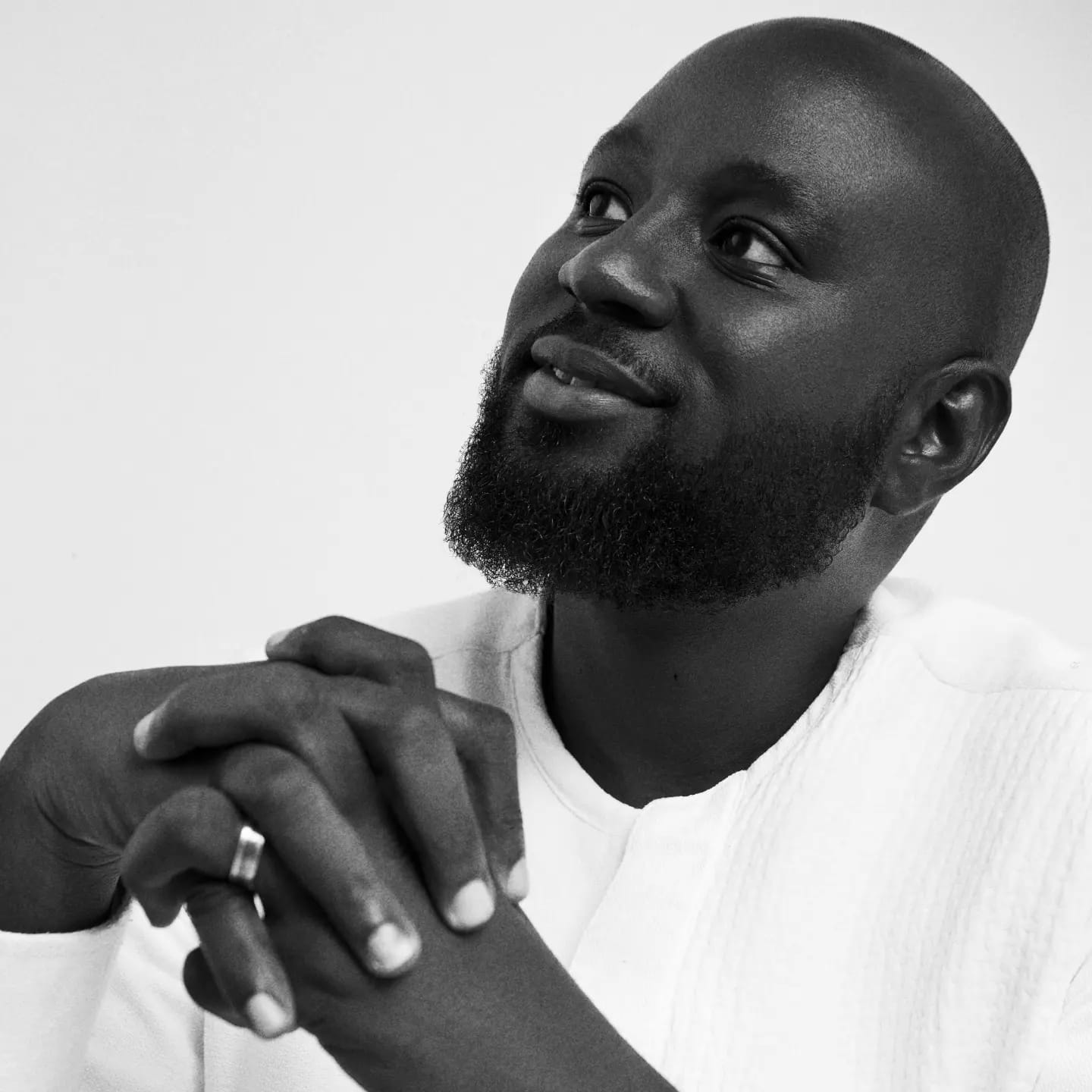 Kofi Karikari Releases Two Powerful Praise Songs