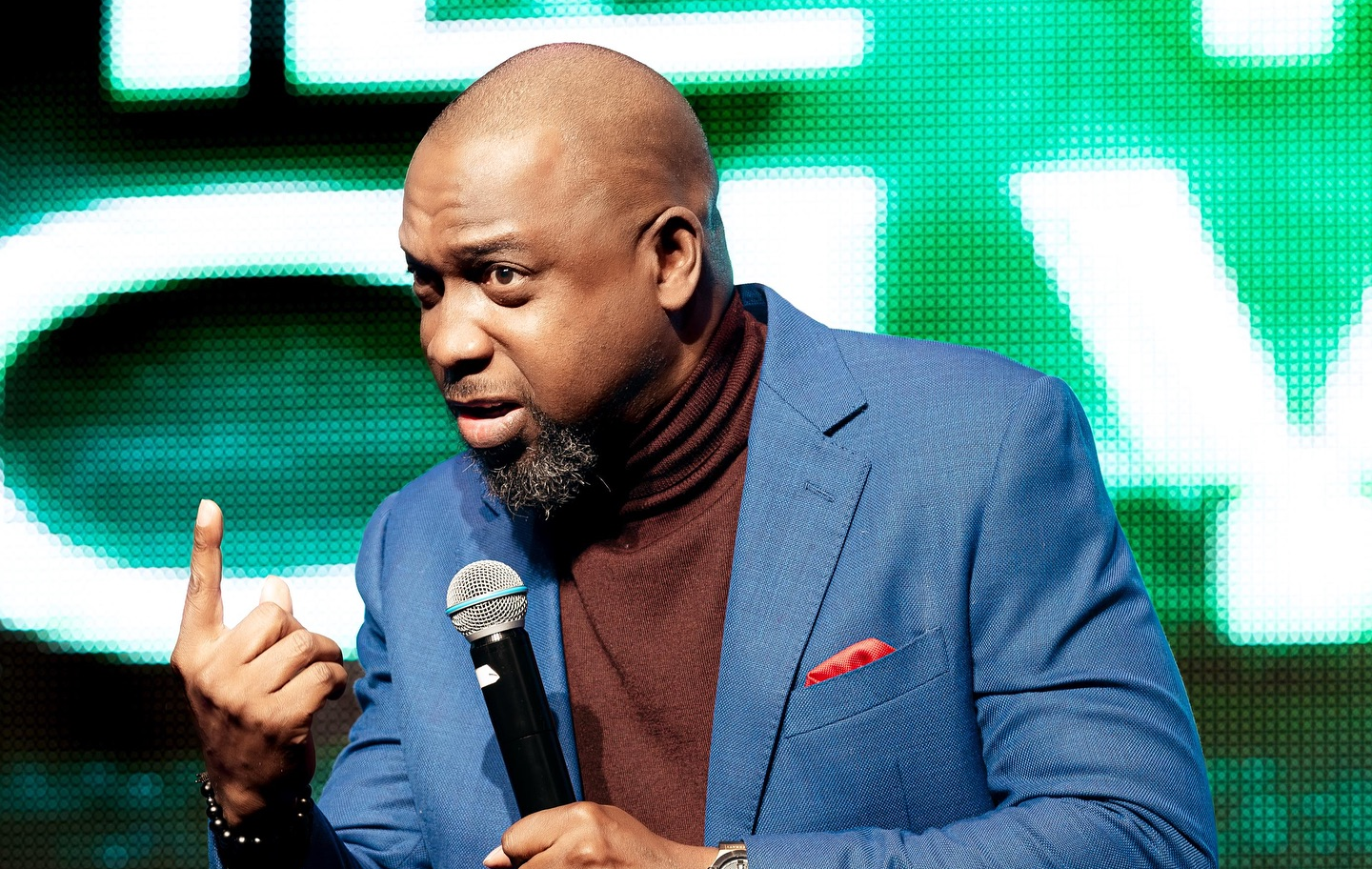 Pastor Andy Osakwe Warns DJs Not to Blend Secular Songs Into Christian Events