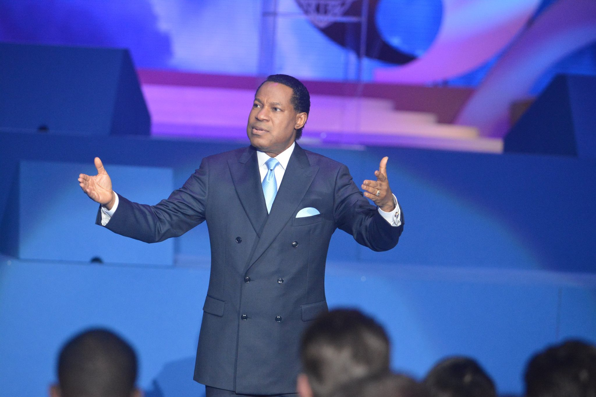 Pastor Chris Oyakhilome Explains “Exhaustless Riches” Using Scripture, Gets People Talking Online