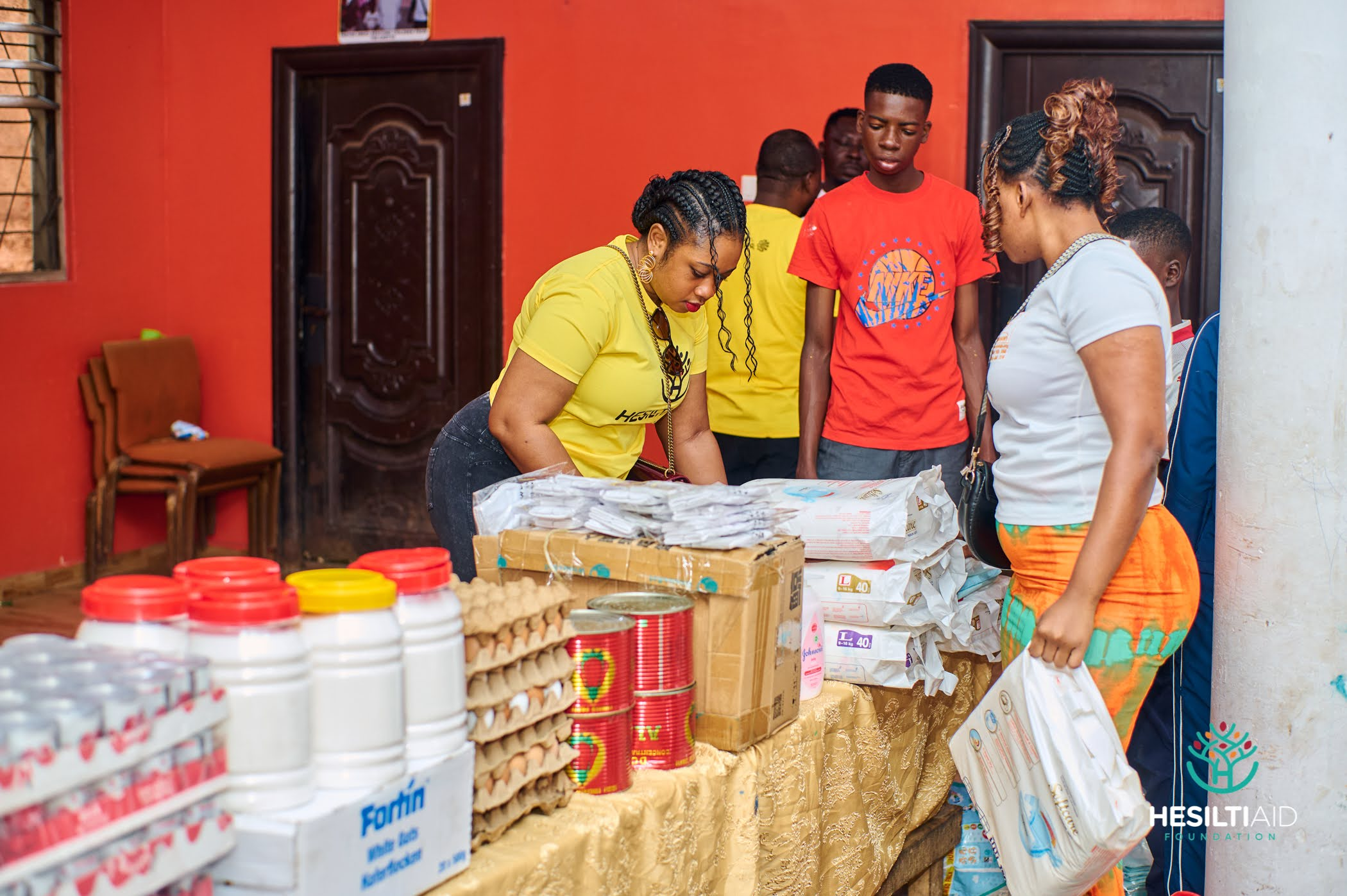 Hesilti Aid Foundation Visits Chosen Children Center to Show Love and Care