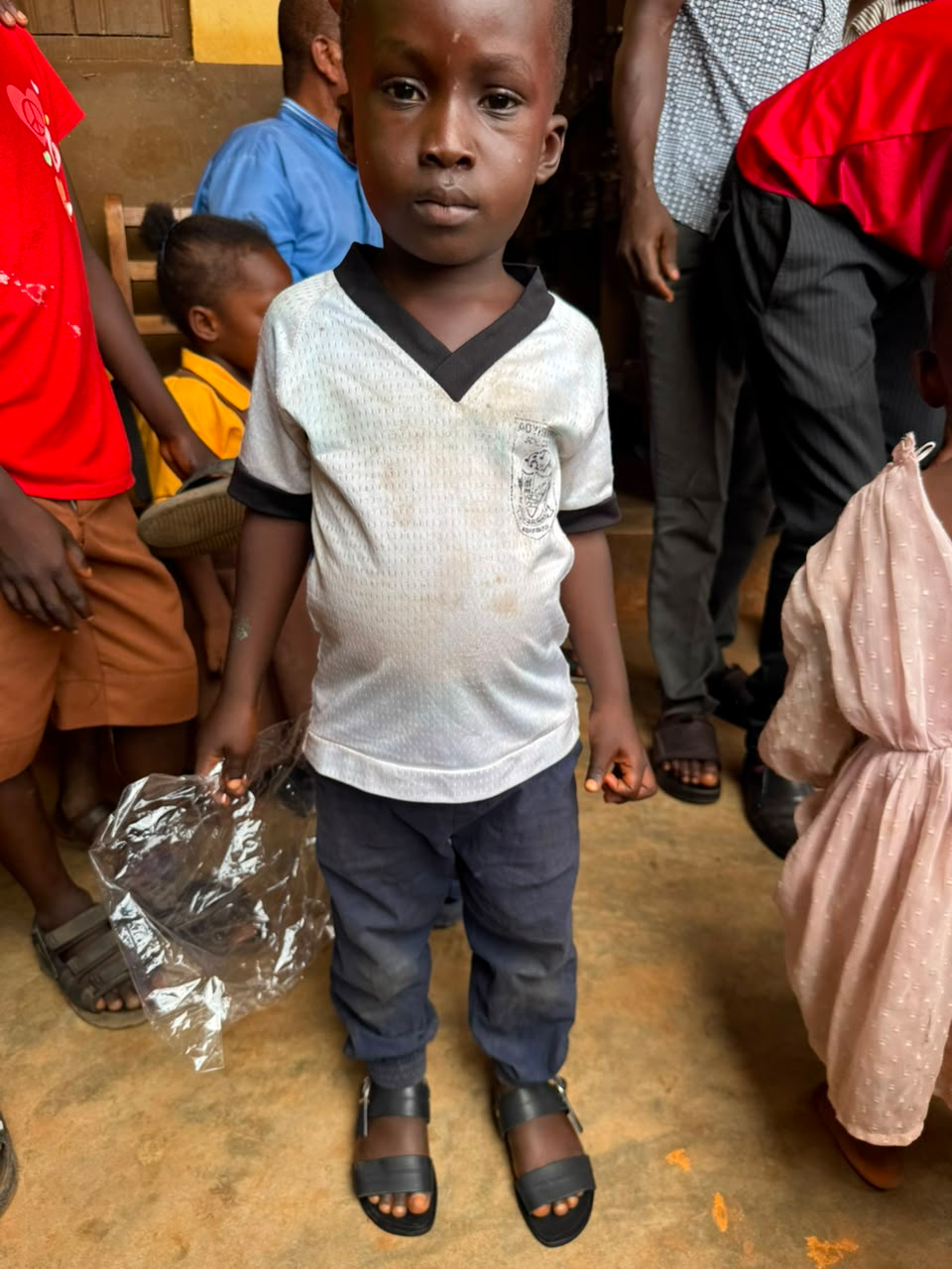 Hope Renewal Center Donates 200 Pairs of Sandals to Pupils of Asibirim DA Basic School