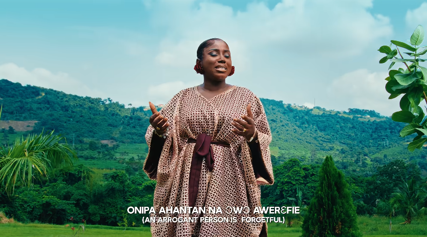 Diana Hamilton Expresses Gratitude to God in New Song “W’ate M’anim”